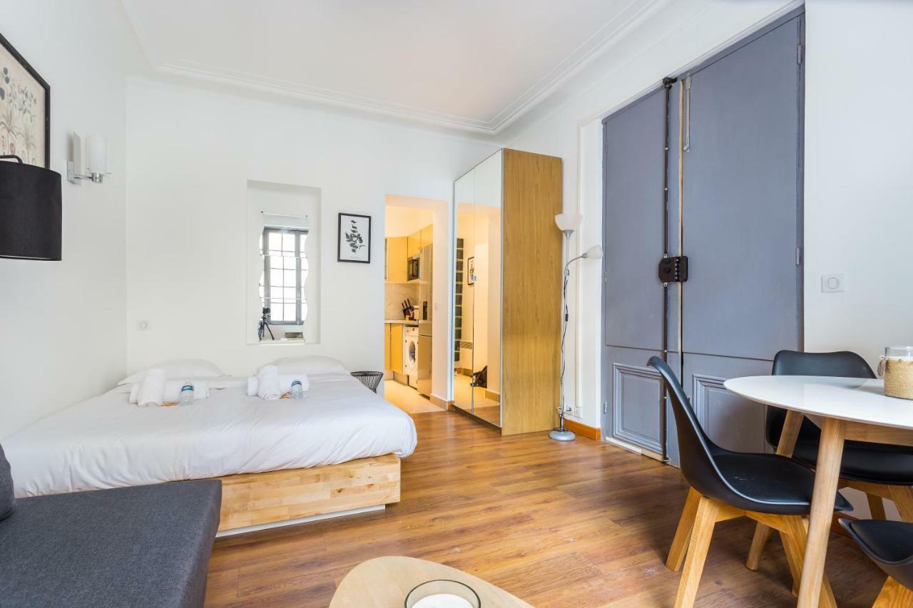 Cosy Studio - 4P - Palais Des Congres Apartment Paris Bagian luar foto